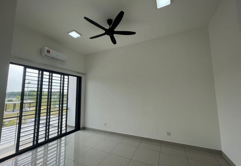 Robin @ Bandar Rimbayu