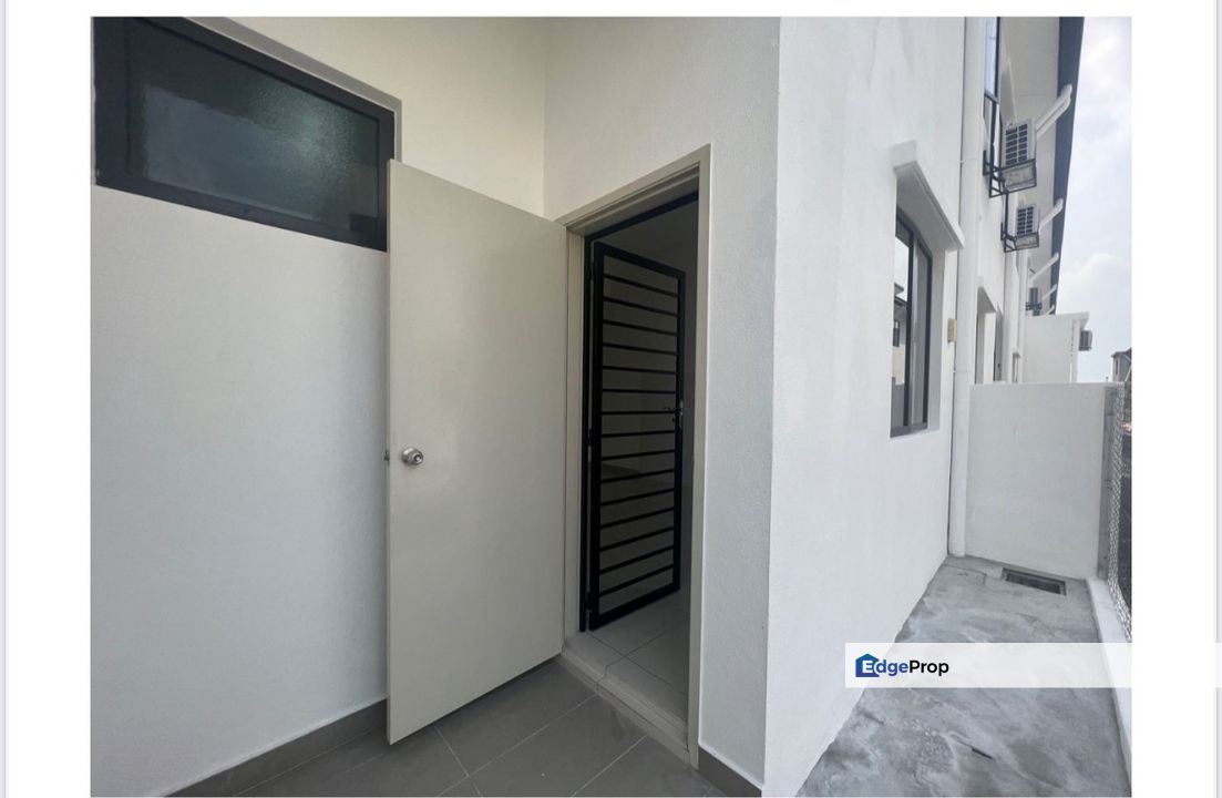 Robin , bandar rimbayu, 2 storey house - Basic , Selangor, Telok Panglima Garang