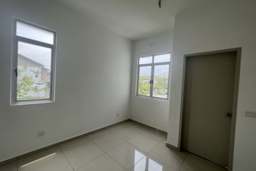 Penduline @ Bandar Rimbayu