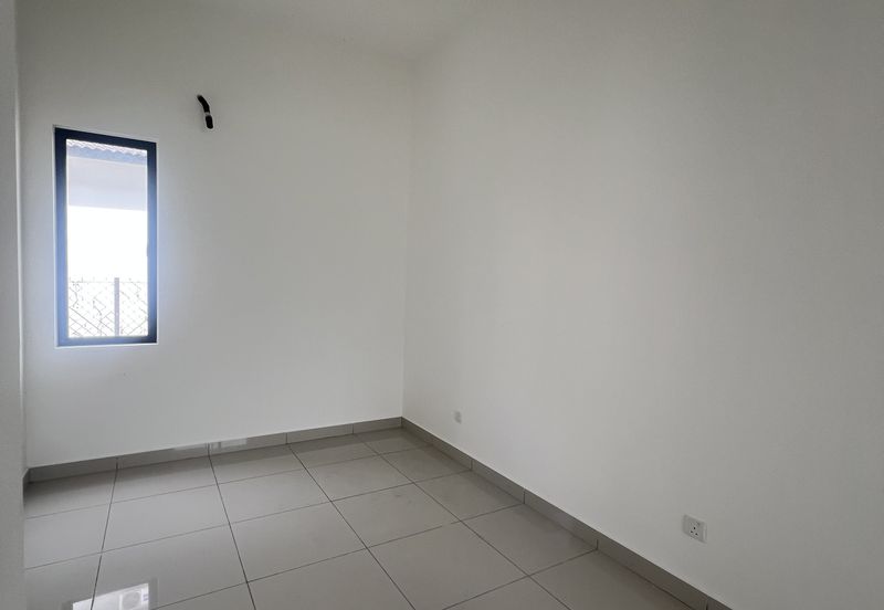 Robin @ Bandar Rimbayu