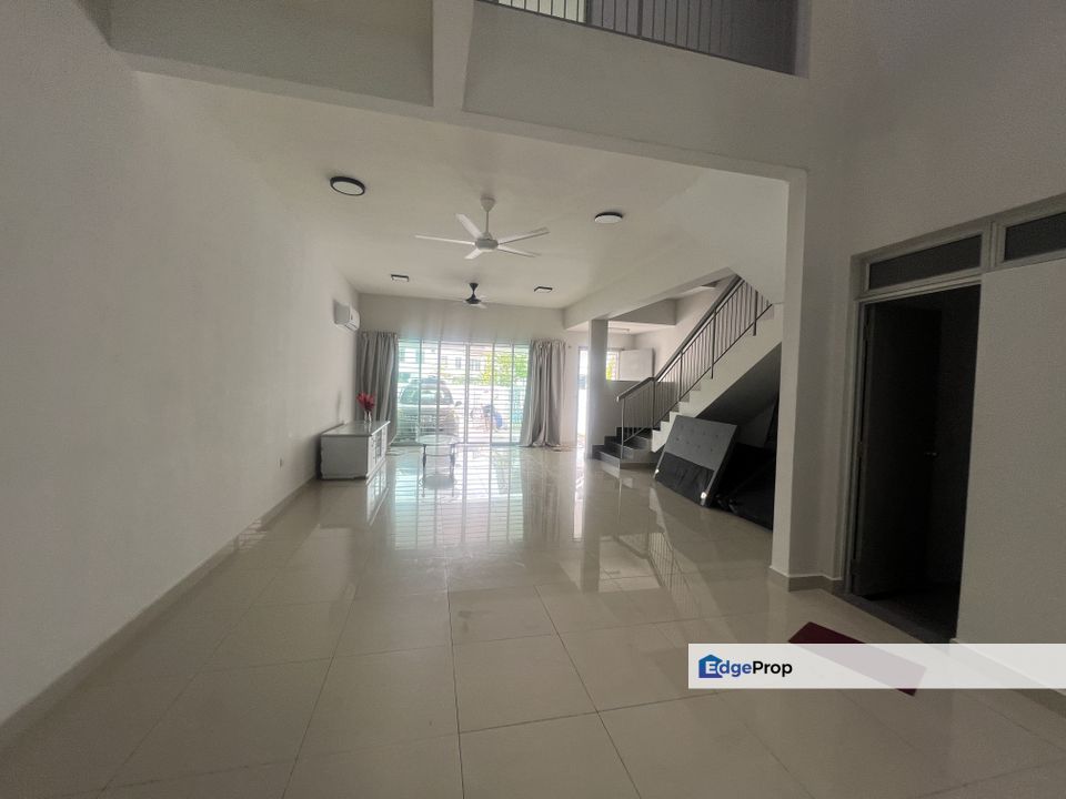 Perennia , 4 air-condition, 2 storey house, bandar rimbayu , move in condition , Selangor, Telok Panglima Garang