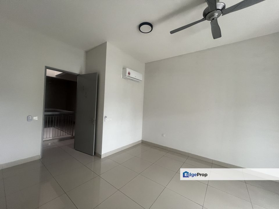 Perennia , 4 air-condition, 2 storey house, bandar rimbayu , move in condition , Selangor, Telok Panglima Garang