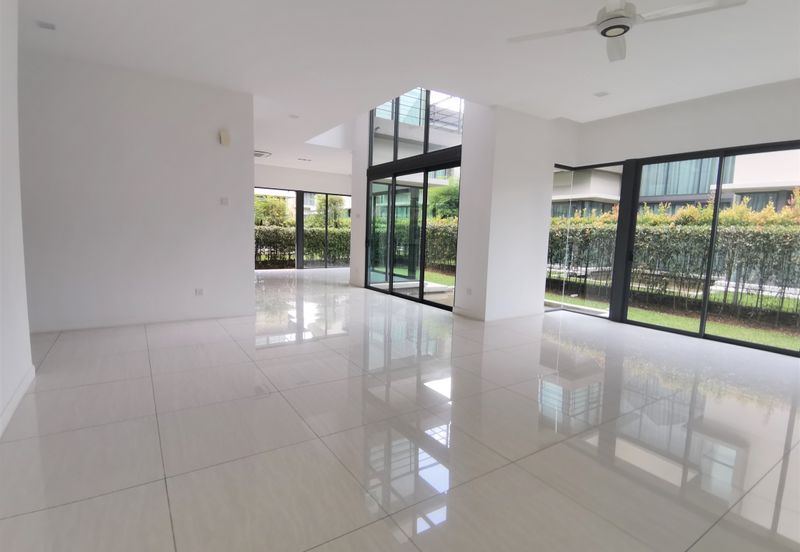 Bayou Creek, Leisure Farm