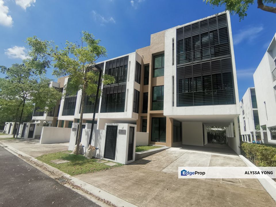 Leisure Farm, The Bayou Residences, Johor, Gelang Patah