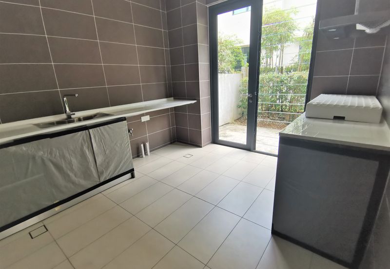 Bayou Creek, Leisure Farm