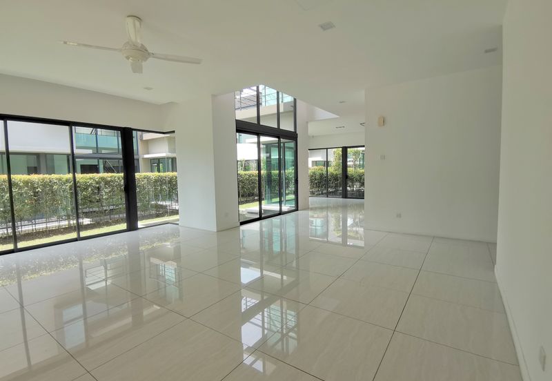 Bayou Creek, Leisure Farm