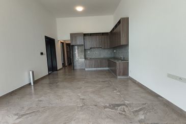 Forest City Golf Resort, Gelang Petah