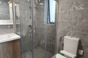 Forest City Golf Resort, Gelang Petah