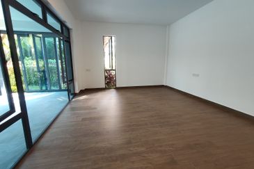 Forest City Golf Resort, Gelang Petah