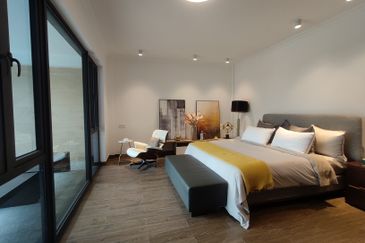 Forest City Golf Resort, Gelang Petah