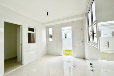 Semi Detached For Sale In Sungai Long