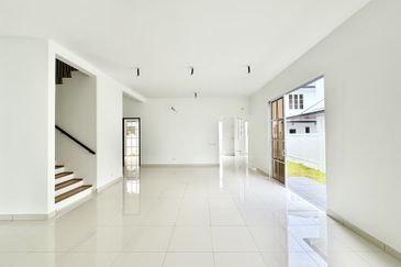 Semi Detached For Sale In Sungai Long