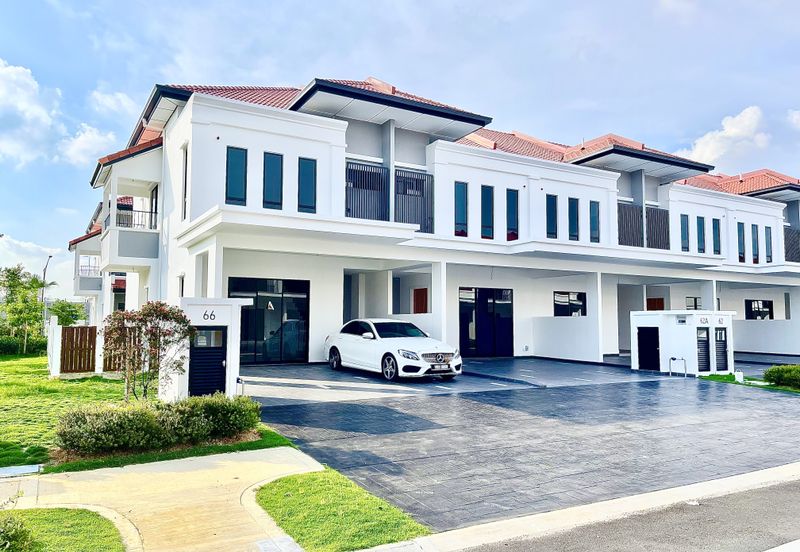 Reef Of Tropics, Setia Eco Glades