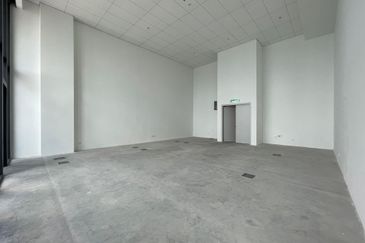 Menara EcoWorld (The Stride Strata Office @ BBCC)