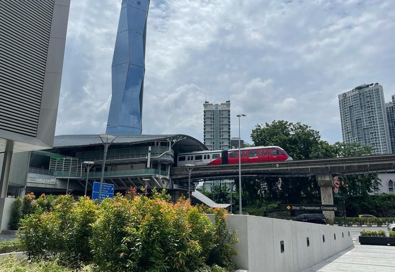 Menara EcoWorld (The Stride Strata Office @ BBCC)