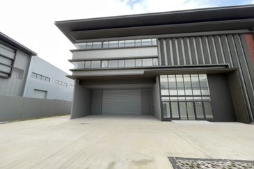 Semi Detached Factory For Rent in Sungai Buloh, Elmina Business Park