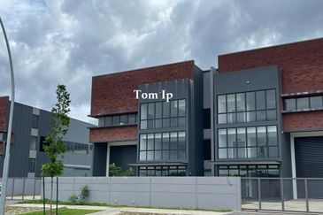 Semi Detached Factory For Rent at Sungai Buloh, Elmina Business Park