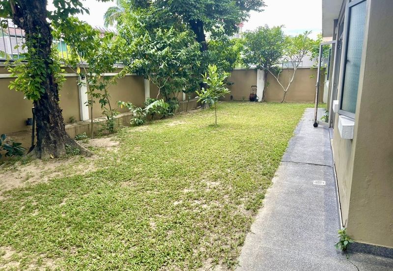 Changkat Kiara Surya