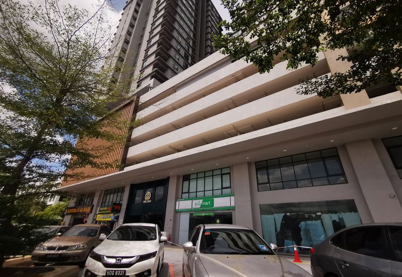 The Grand Subang SS 13