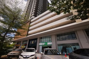 The Grand Subang SS 13