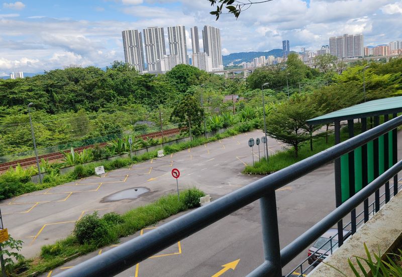 Jalan Desa Bakti, Taman Desa