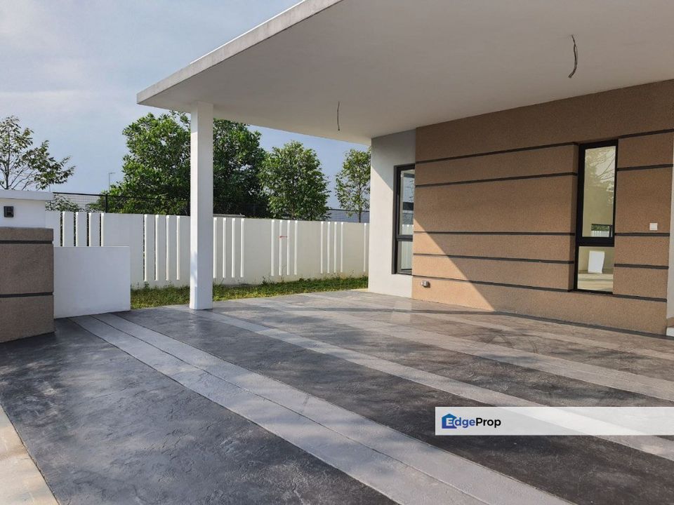 Brand New Non Bumi Broadleaf Residences Hometree Kota Kemuning, Selangor, Kota Kemuning