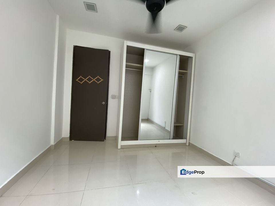 Renovated 2 Half Sty House Seksyen 7 Shah Alam Selangor, Selangor, Shah Alam
