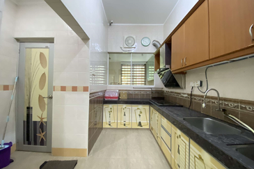 Tropika 2 Bukit Jelutong