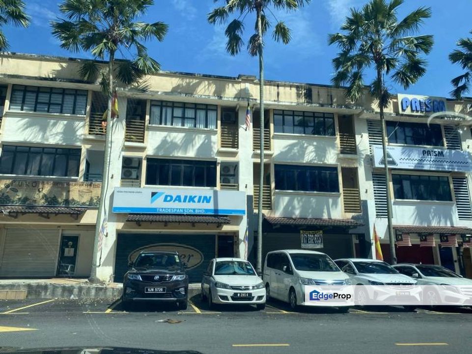 Ground Floor Shop Accentra Glenmarie Shah Alam Selangor, Selangor, Shah Alam