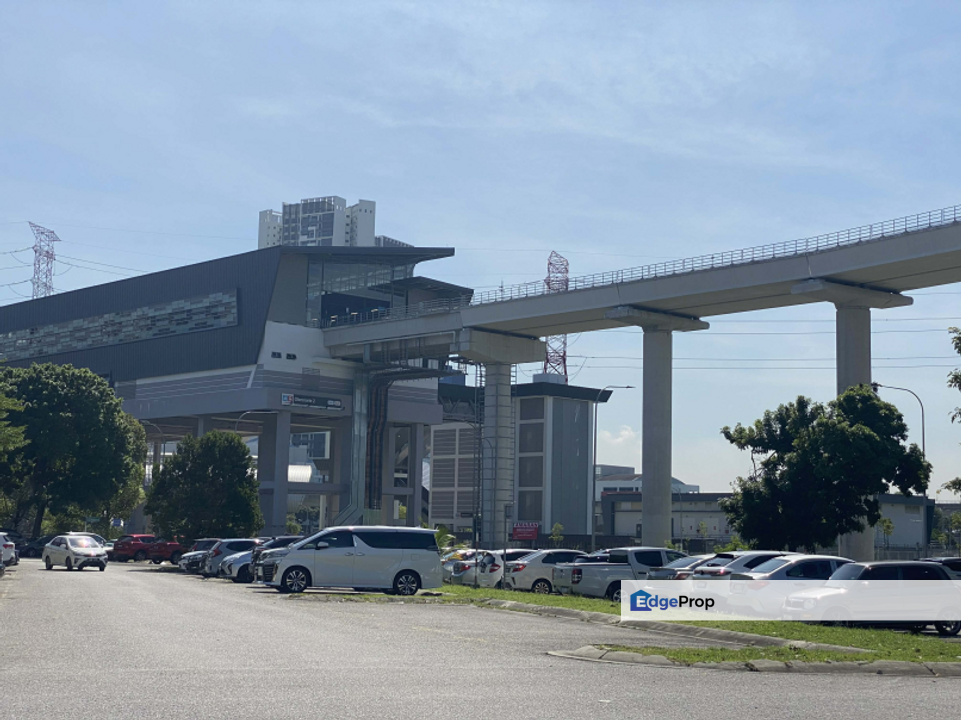 Ground Floor Shop Accentra Glenmarie Shah Alam Selangor, Selangor, Shah Alam