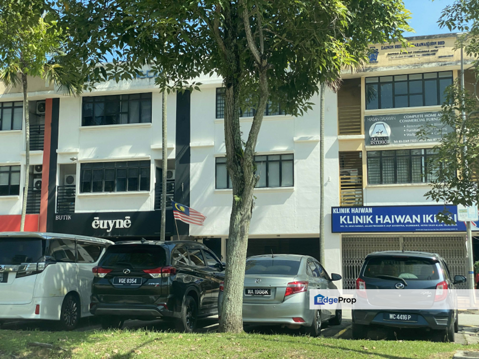 Ground Floor Shop Accentra Glenmarie Shah Alam Selangor, Selangor, Shah Alam