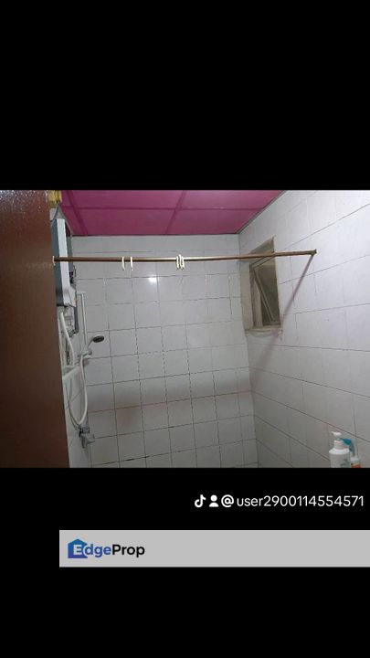 bukit oug lrt awan besar, Kuala Lumpur, Bukit Jalil