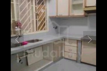 Anjung Hijau (Greenfield Apartment)