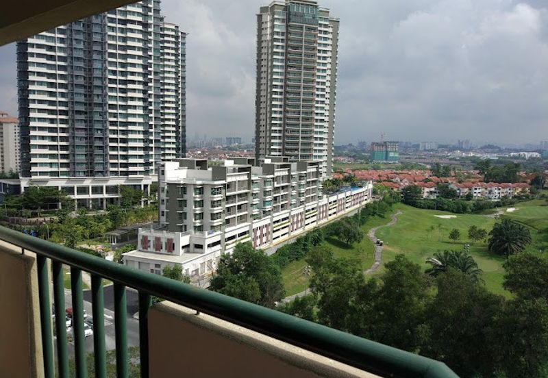 Anjung Hijau (Greenfield Apartment)