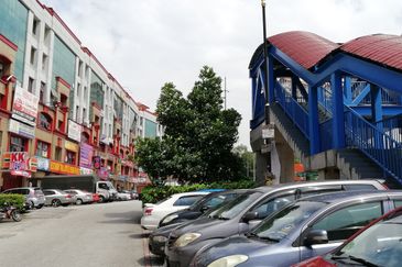 Pelangi Square