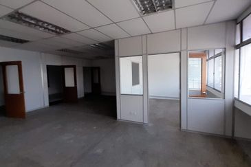 glenmarie , sek u1, 1 1/2 storey link factory Glenmarie , 