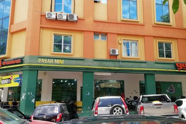 Medan Putra Business Centre