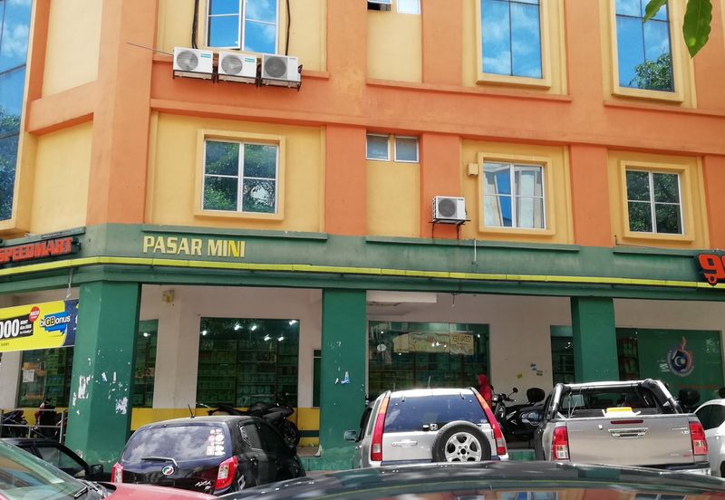 Medan Putra Business Centre