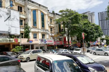 Medan Putra Business Centre