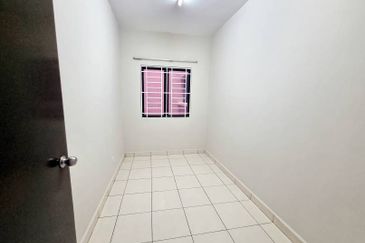 Indah Alam Condominium