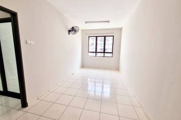 Indah Alam Condominium