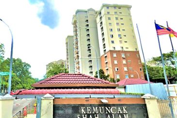 Kemuncak Shah Alam