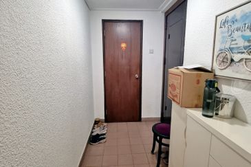 Spring & Summer Villa