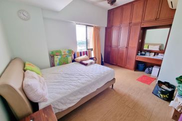 Spring & Summer Villa