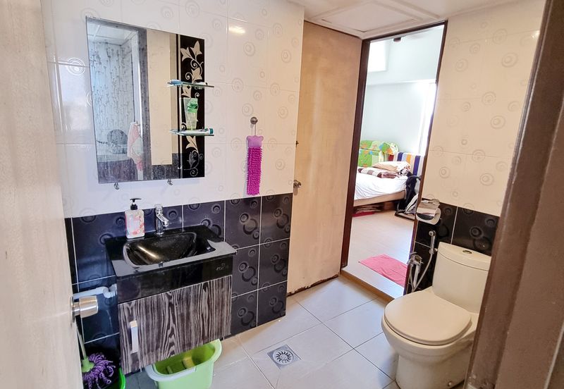 Spring & Summer Villa