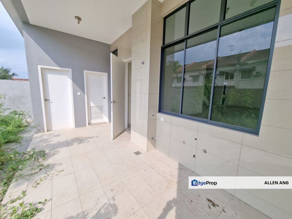 Freehold Semi D Villa 22 Bukit Rimau, Shah Alam, Selangor, Selangor, Shah Alam