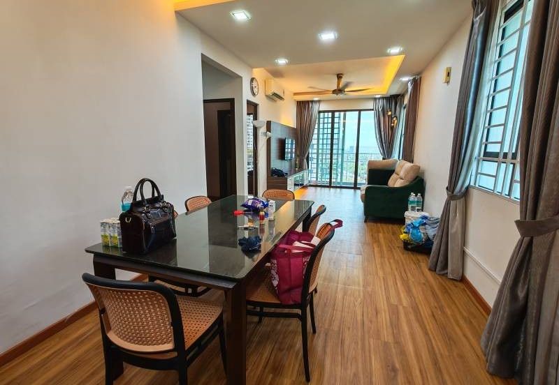 Indah Alam Condominium