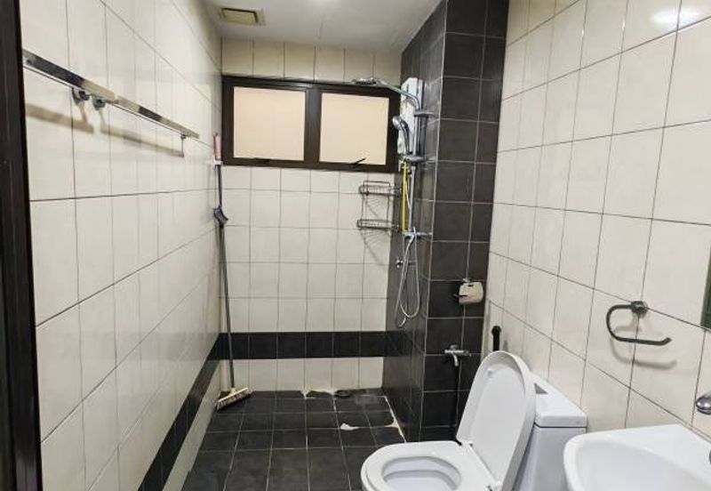 Indah Alam Condominium