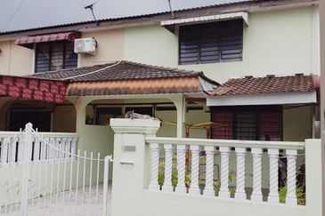 【BELOW MARKET PRICE】Double Storey House, Ipoh