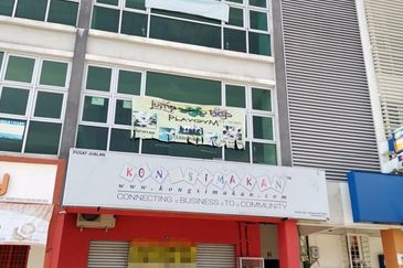 Ipoh Meru Raya, 3 Storey Shoplot, Facing Main Road